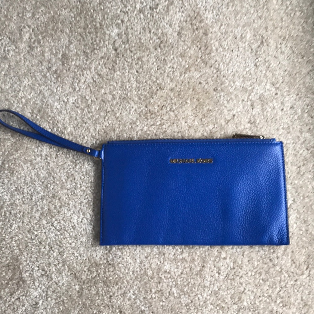 Michael Kors wristlet